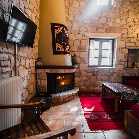 Guesthouse Armakas Kalavryta Exterior photo