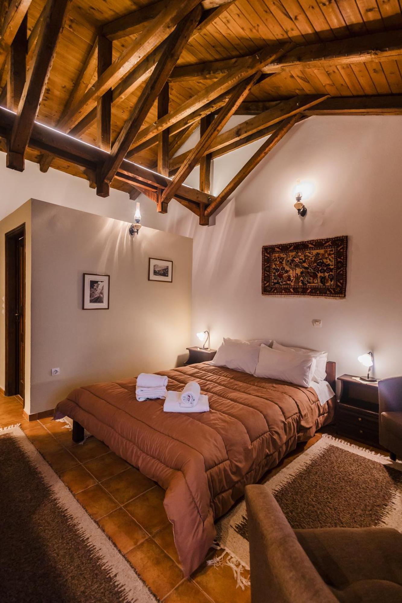 Guesthouse Armakas Kalavryta Exterior photo